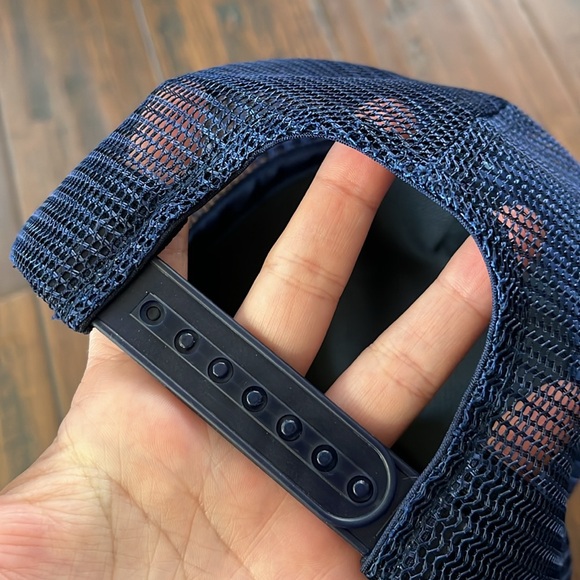 Sea Otter Classic Trucker Hat - Picture 6 of 10